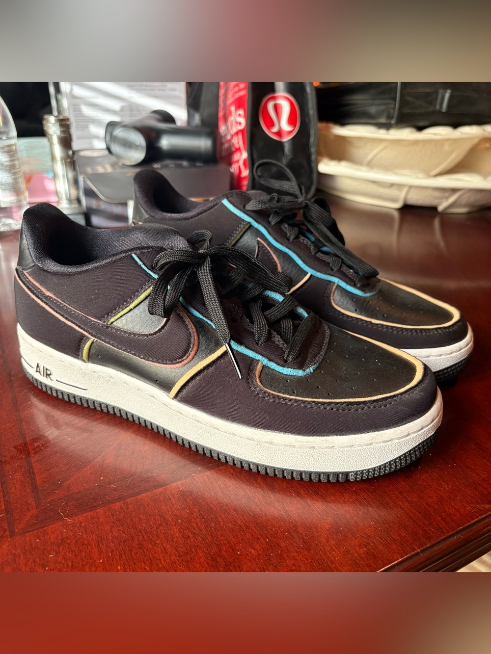 Nike Air Force 1’s Outline Kid’s 6.5Y
